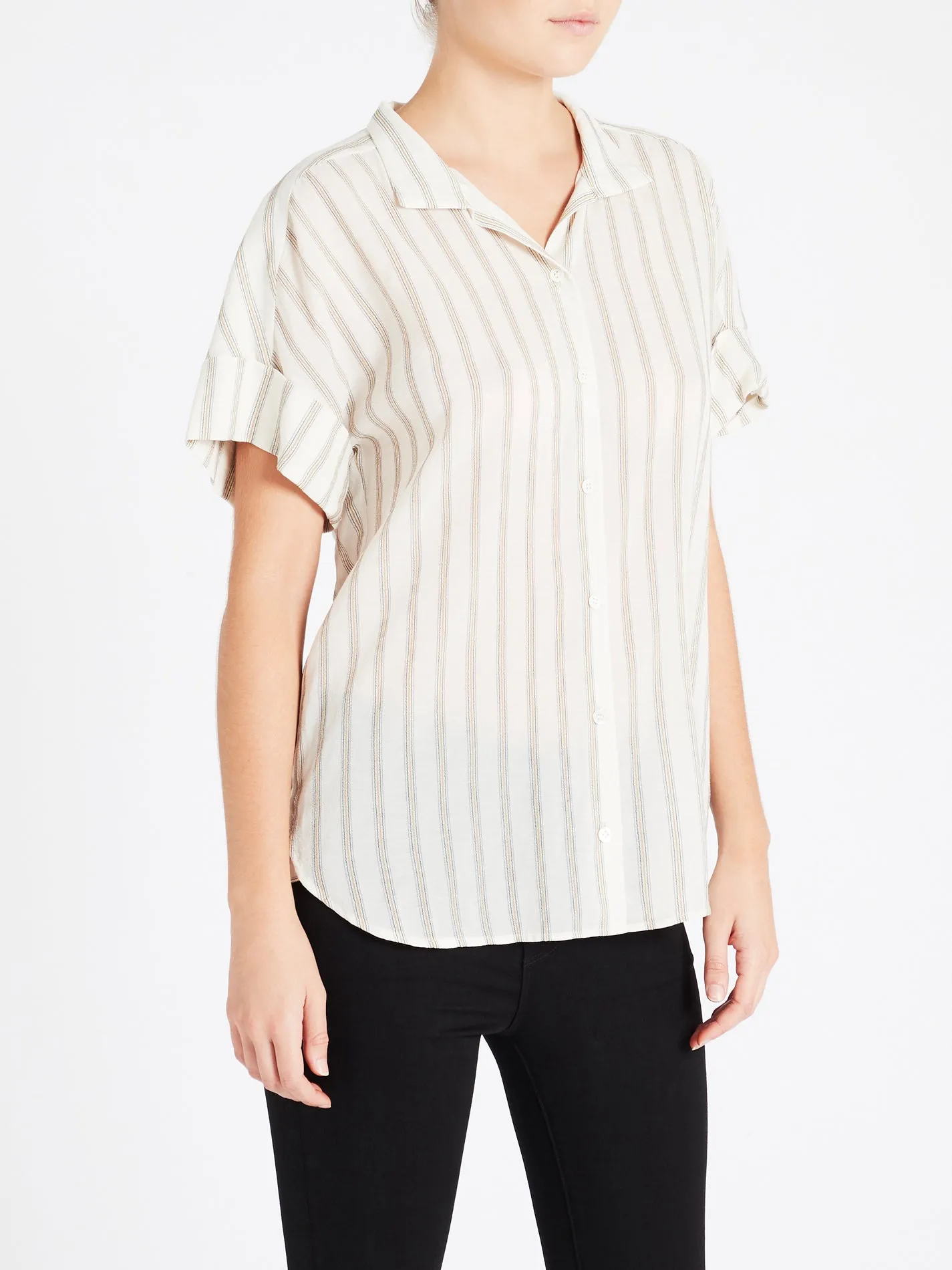 Clean Collar Short Sleeve Shirt