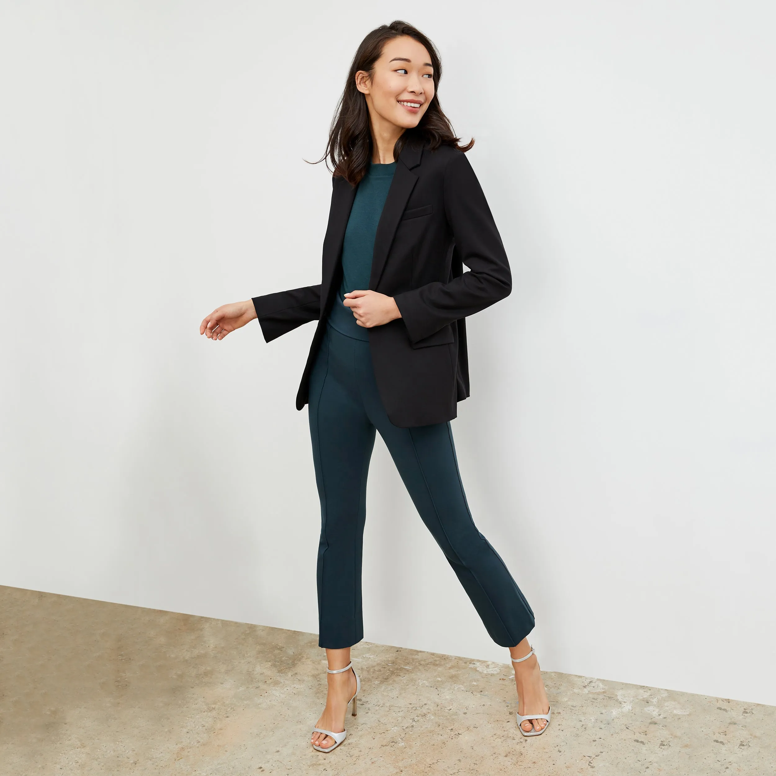 Yiyan Classic Blazer - Wool Twill :: Black